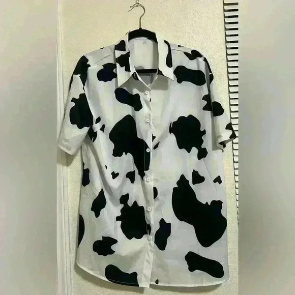 Cow Print Button Up - Picture 3 of 4